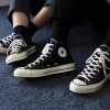 Giày Converse - Item chinh phục giới trẻ từ cái nhìn đầu tiên
