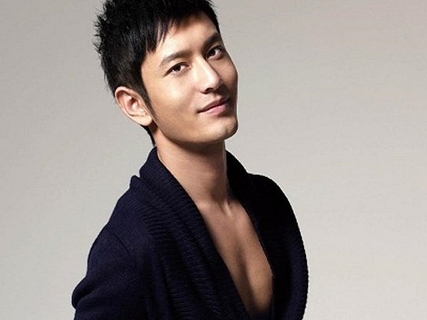 Cằm chẻ tốt hay xấu