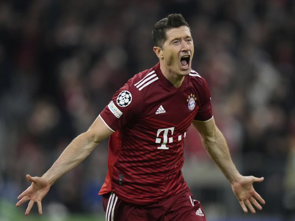 Tin HOT bóng đá 14/4: Lewandowski sẽ ở lại Bayern Munich