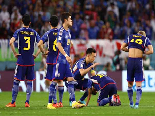 Nhật Bản gục ngã trên chấm 11m trước kinh nghiệm Croatia