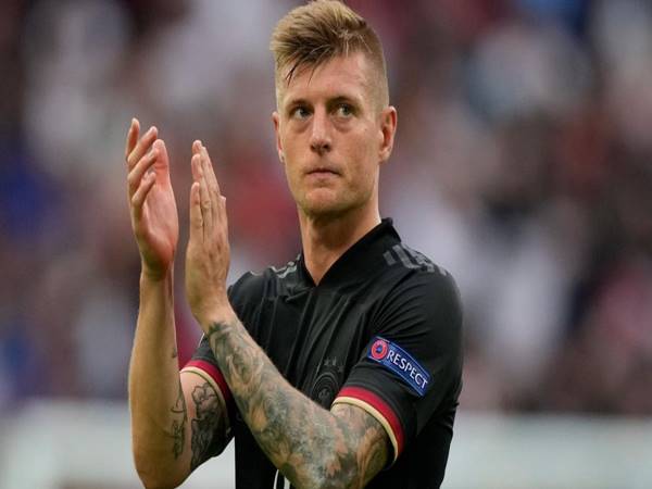 Tin bóng đá chiều 20/3: Toni Kroos chưa có ý định từ giã ĐT Đức
