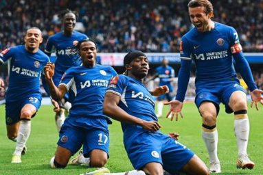 Tin Chelsea 2/5: The Blues thiệt quân trước trận gặp Tottenham